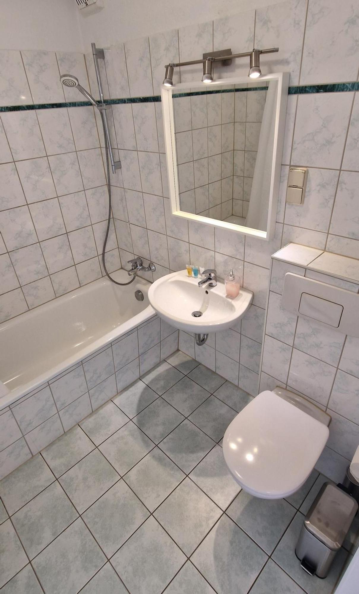 2 Bedroom Cityview Apartment Ps5-Qled Tv-Parking Chemnitz Bagian luar foto